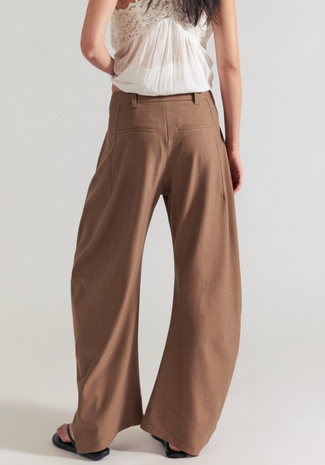 Spotlight Trouser - Brown
