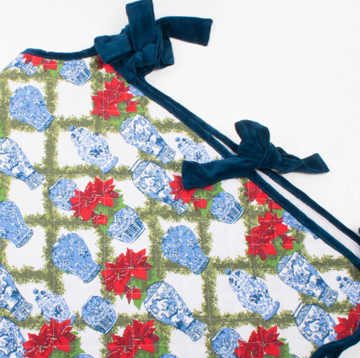 Laura Ginger Jar Tree Skirt