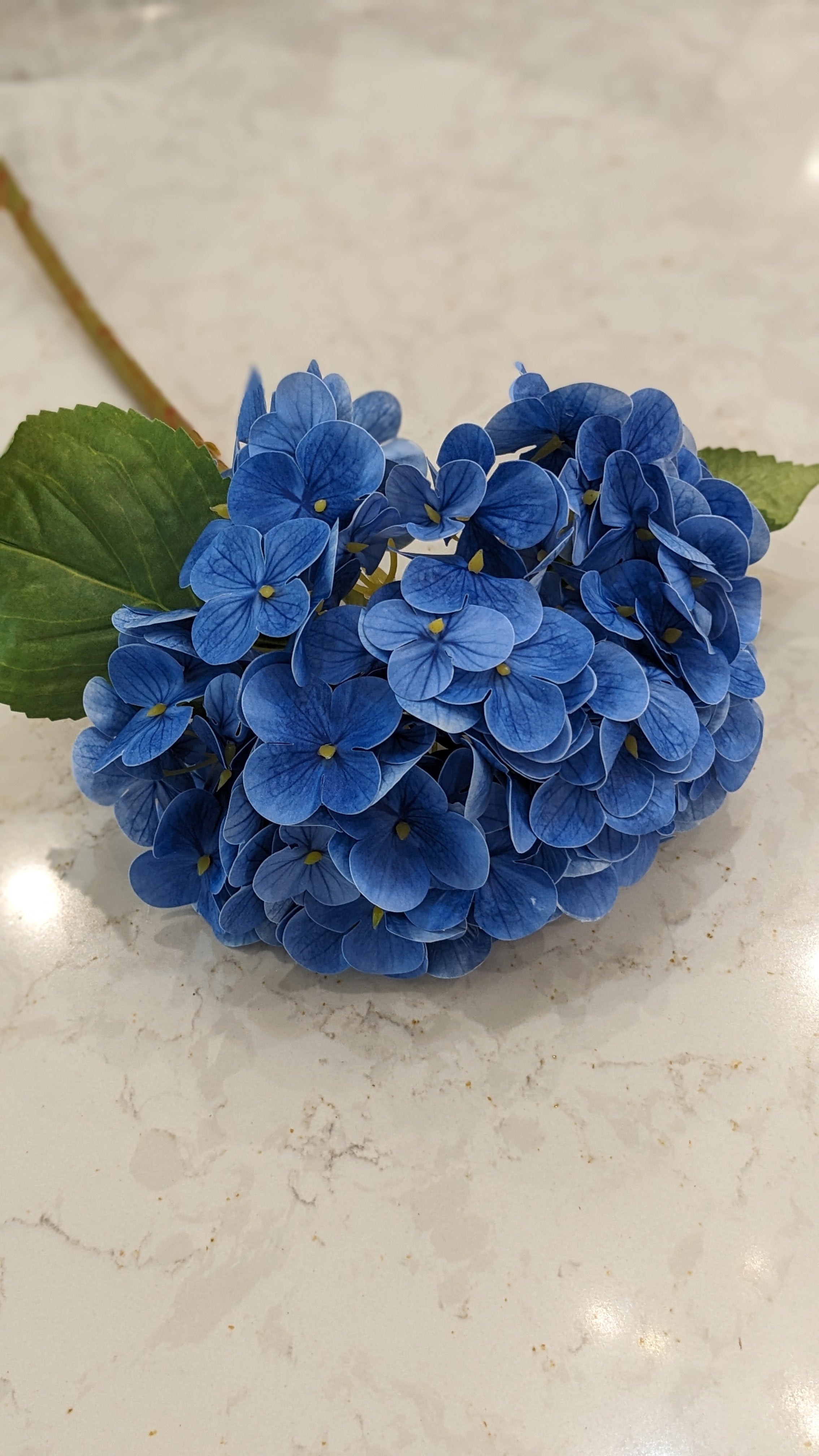 Real Touch Hydrangea Stem