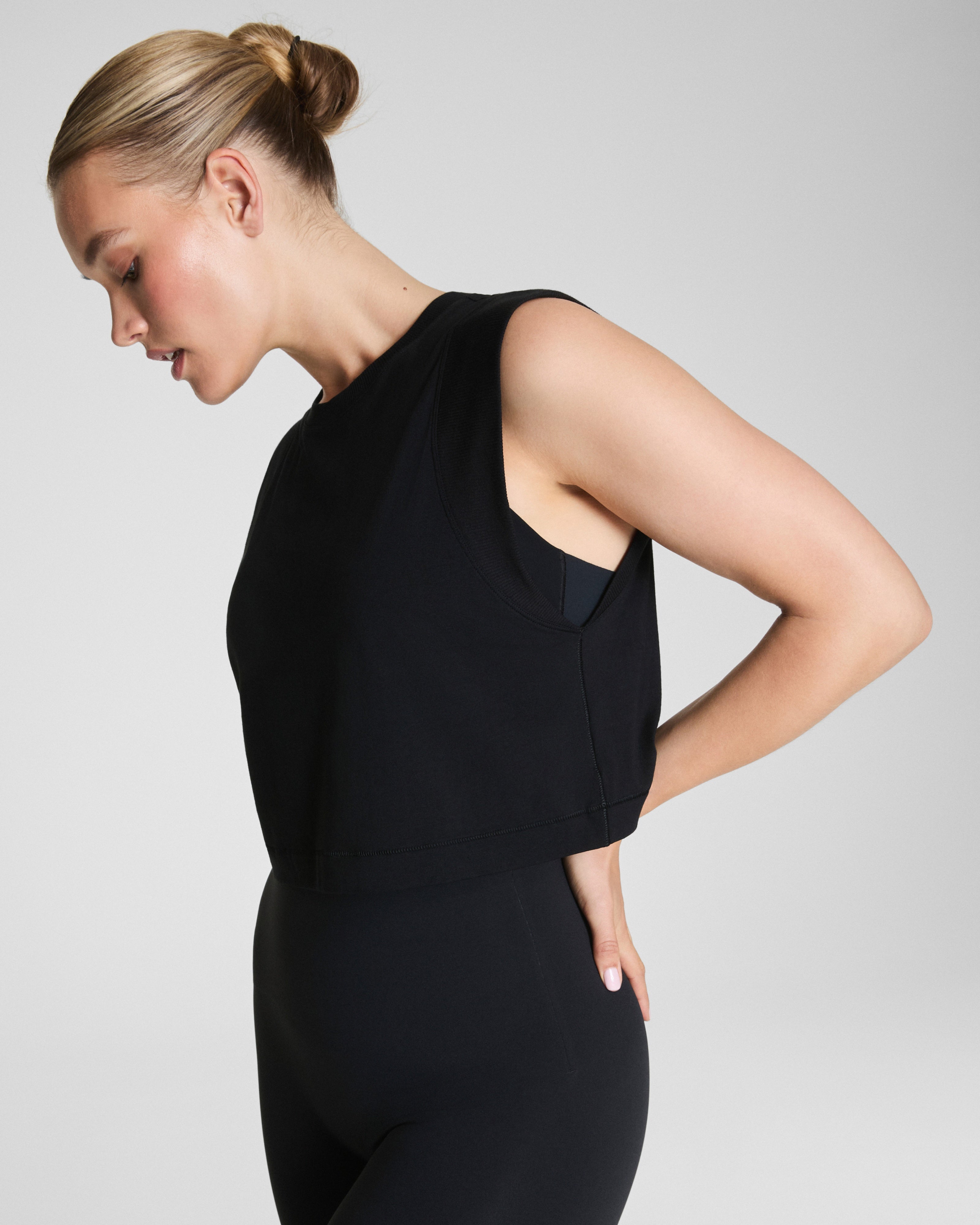 SPANX Outpace Cropped Tank