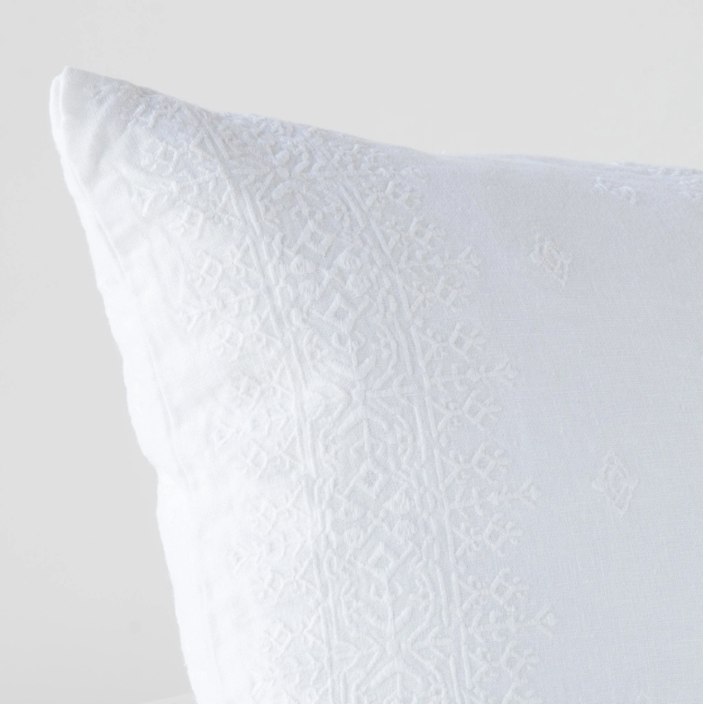 Bella Notte Ines Pillow Collection