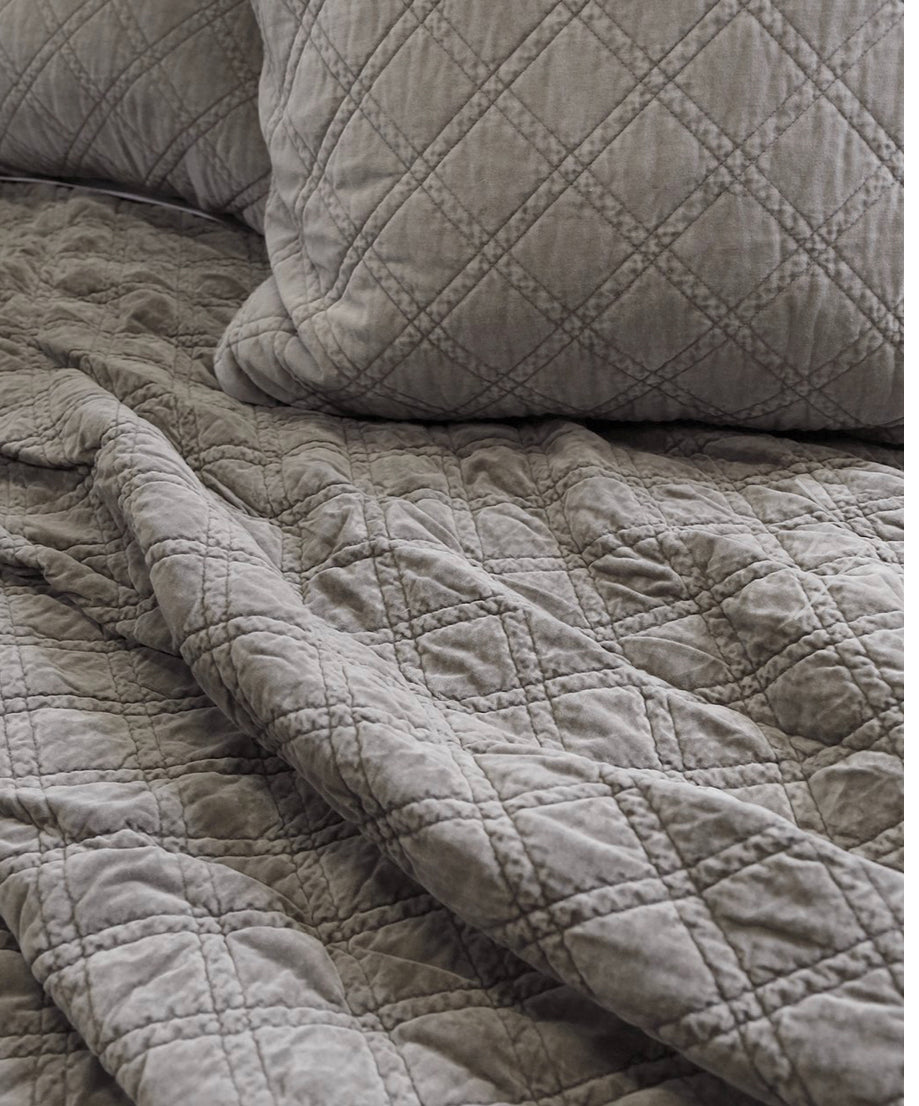 Brussels Coverlet - Final Sale 40% off in cart